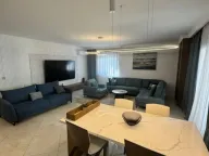 Izdavanje, dvosoban stan, 105m², Rozino, Budva - image 2