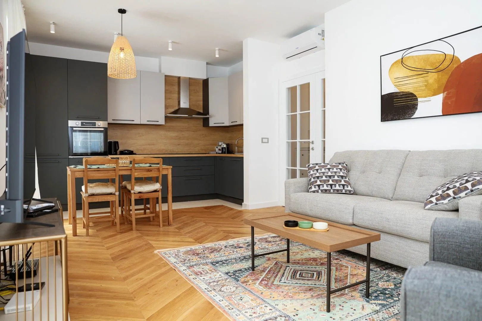 Prodaja, dvosoban stan, 59m², Kava, Tivat