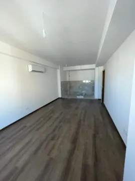 Prodaja, dvosoban stan, 80m², Pobrežje, Podgorica - image 6
