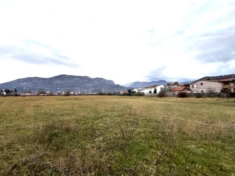 Sale, land lot, 405m², Murtovina, Podgorica - image 2