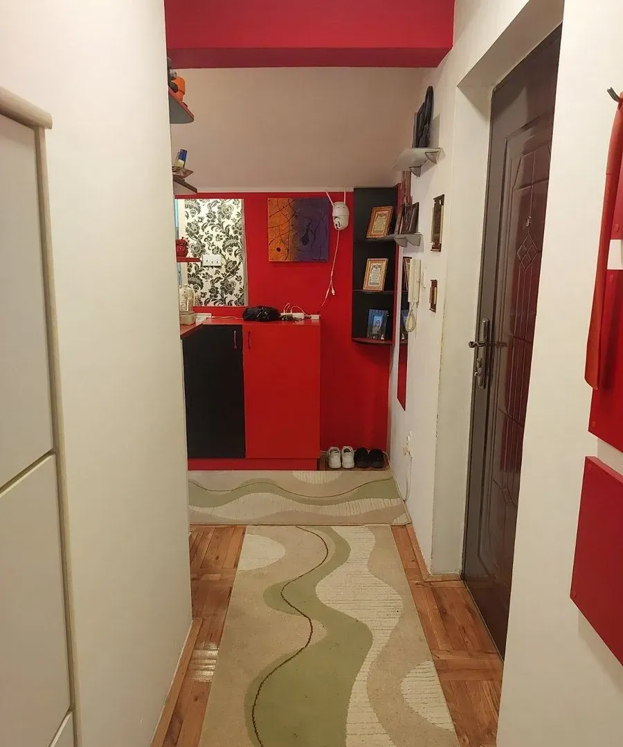 Prodaja, trosoban stan, 63m², Petlovo Brdo, Beograd
