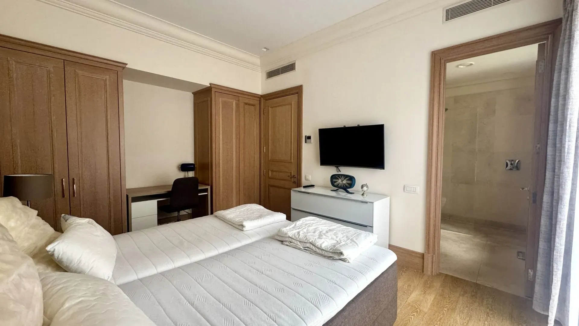 Rent, two bedroom apartment, 116m², Porto Montenegro, Tivat