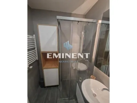 Rent, two bedroom apartment, 42m², Južni Bulevar, Vračar Sve Podlokacije - image 7