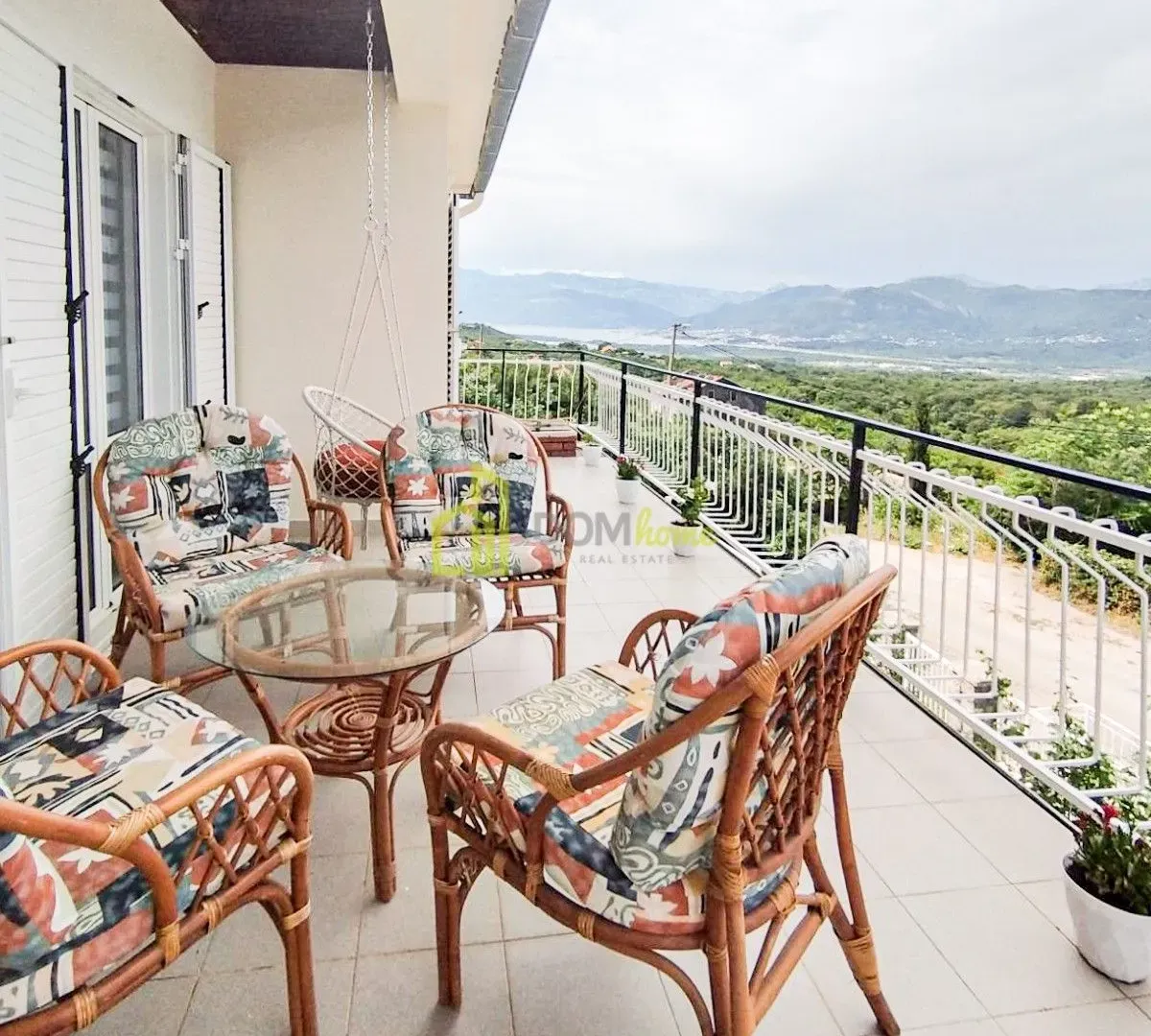 Rent, house, 170m², Lješevići, Kotor