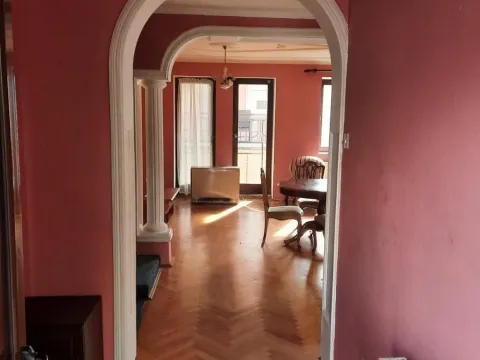 Sale, house, 246m², Zemun Sve Podlokacije, Beograd - image 4