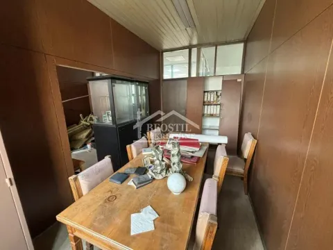 Rent, office space, 260m², Kluz, Zvezdara Sve Podlokacije - image 11