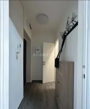 Izdavanje, jednosoban stan, 27m², Stari Grad, Beograd - image 4