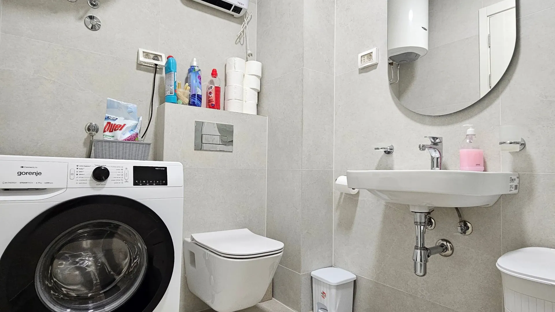 Izdavanje, jednosoban stan, 42m², Pobrežje, Podgorica