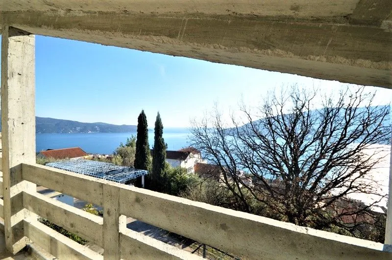Prodaja, kuća, 320m², Herceg Novi, Crna Gora