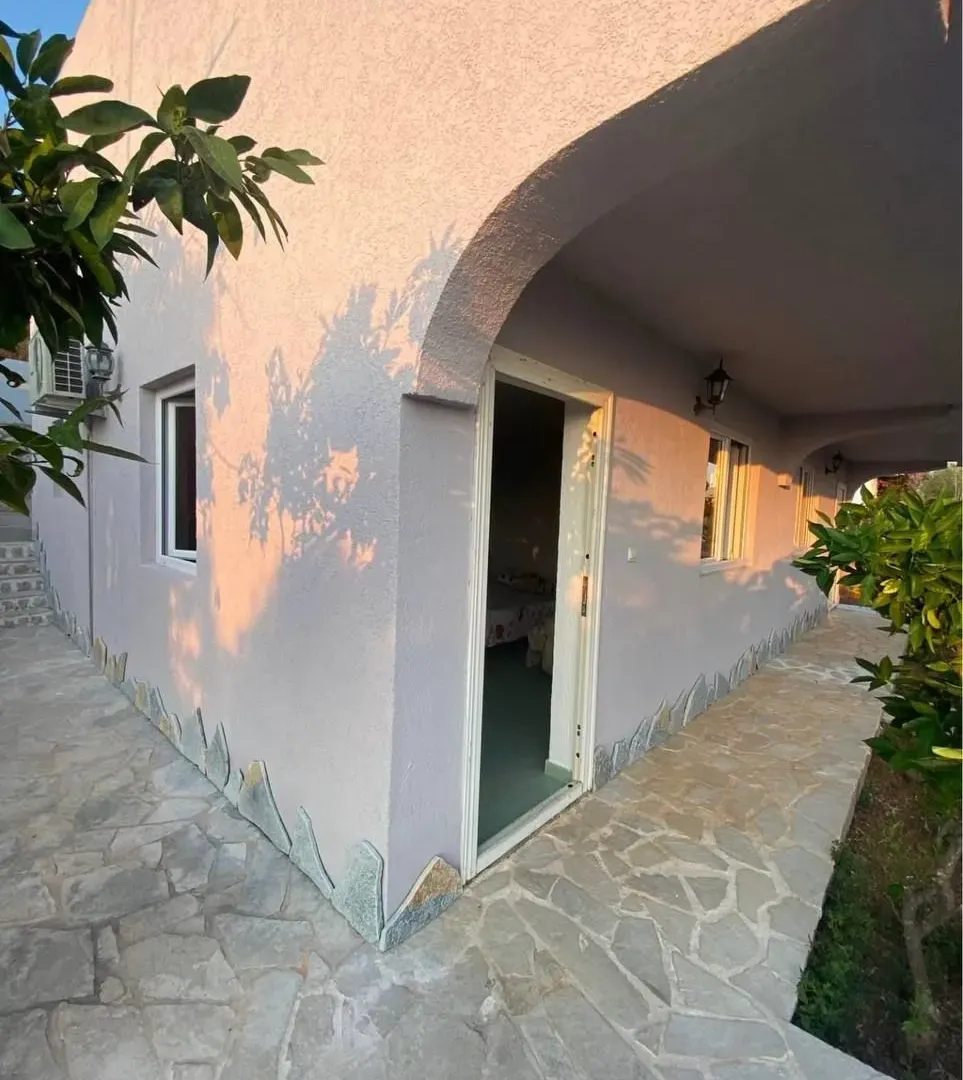 Prodaja, kuća, 200m², Dobra Voda, Budva