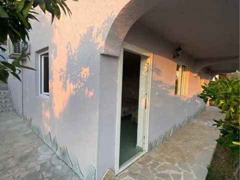 Prodaja, kuća, 200m², Dobra Voda, Budva - image 8