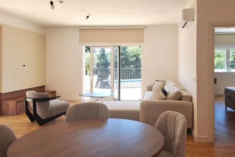 Prodaja, dvosoban stan, 63m², Sutomore, Bar - image 2