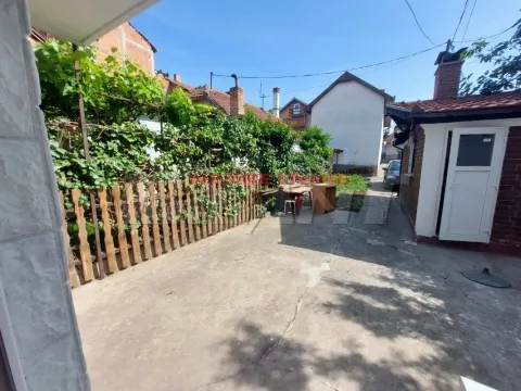 Izdavanje, kuća, 95m², Zemun Novi Grad, Zemun Sve Podlokacije - image 16