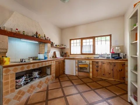 Sale, house, 650m², Kuljače, Budva - image 10