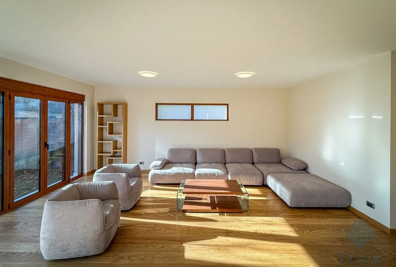 Prodaja, kuća, 330m², Centar, Kolašin