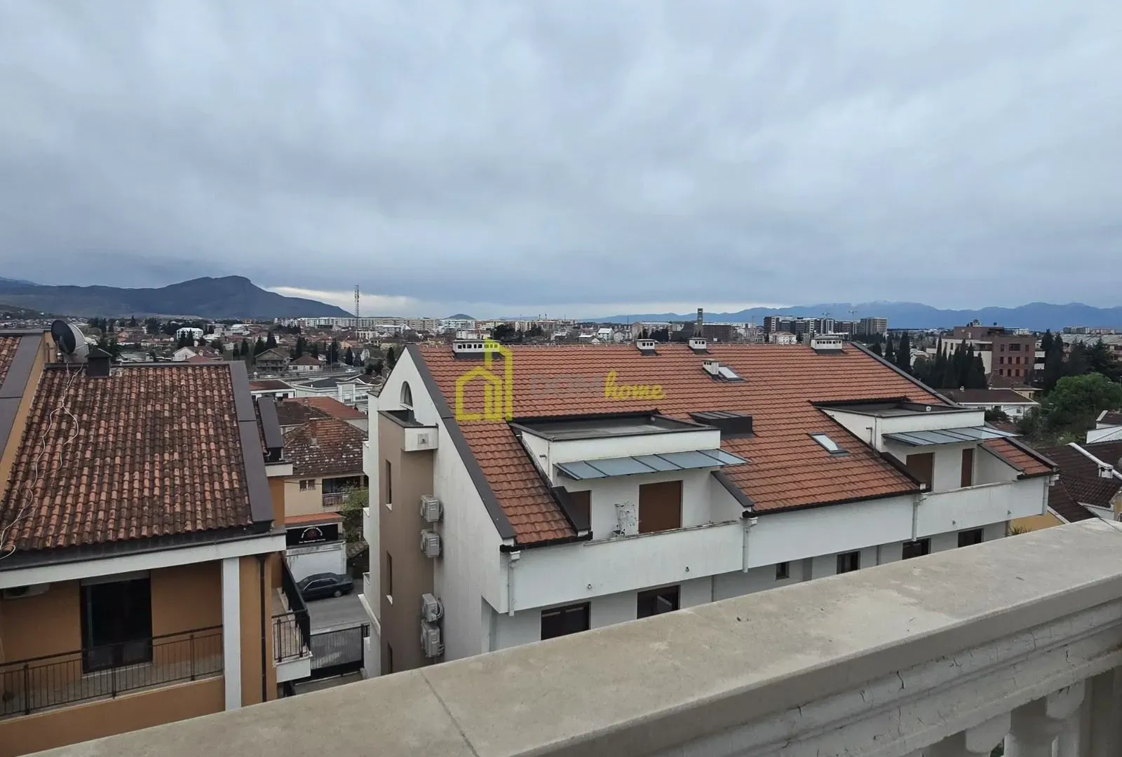 Rent, three bedroom apartment, 122m², Gorica C, Podgorica