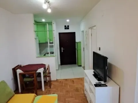 Izdavanje, jednosoban stan, 33m², Banatić, Novi Sad Sve Podlokacije - image 5