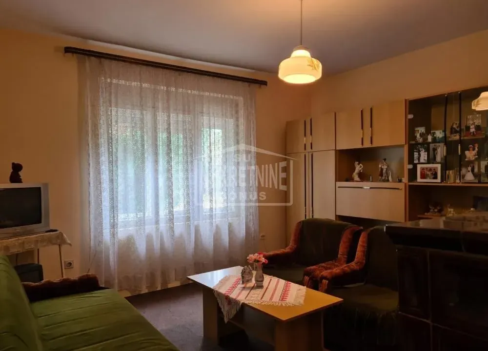 Prodaja, kuća, 171m², Donji Tavankut, Subotica