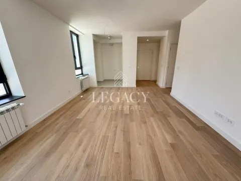 Izdavanje, trosoban stan, 78m², Savski Venac, Beograd - image 19
