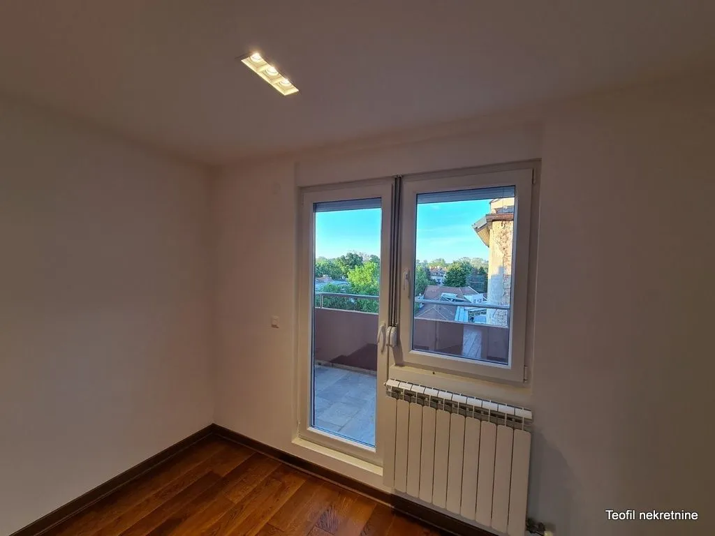 Sale, two bedroom apartment, 119m², Zemun Kej, Zemun Sve Podlokacije