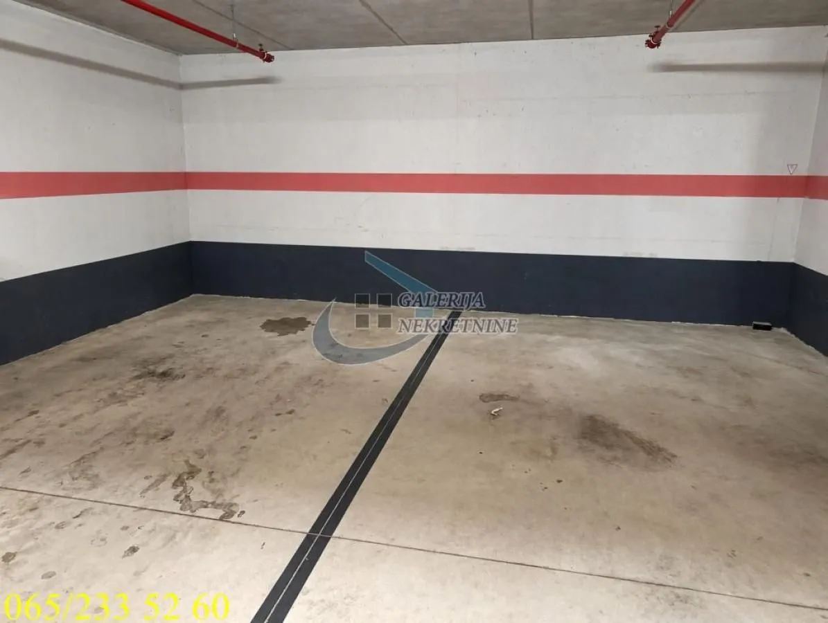Prodaja, trosoban stan, 84m², Rakovica, Beograd