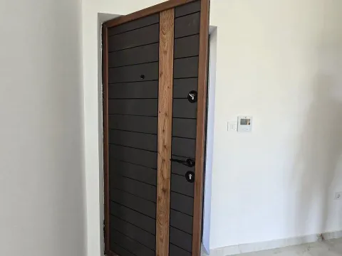 Sale, one bedroom apartment, 44m², Tivat, Crna Gora - image 9