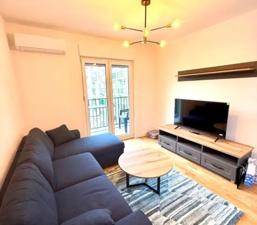 Izdavanje, jednosoban stan, 45m², Zabjelo, Podgorica