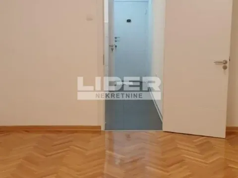 Sale, one bedroom apartment, 35m², Savski Venac, Beograd - image 17