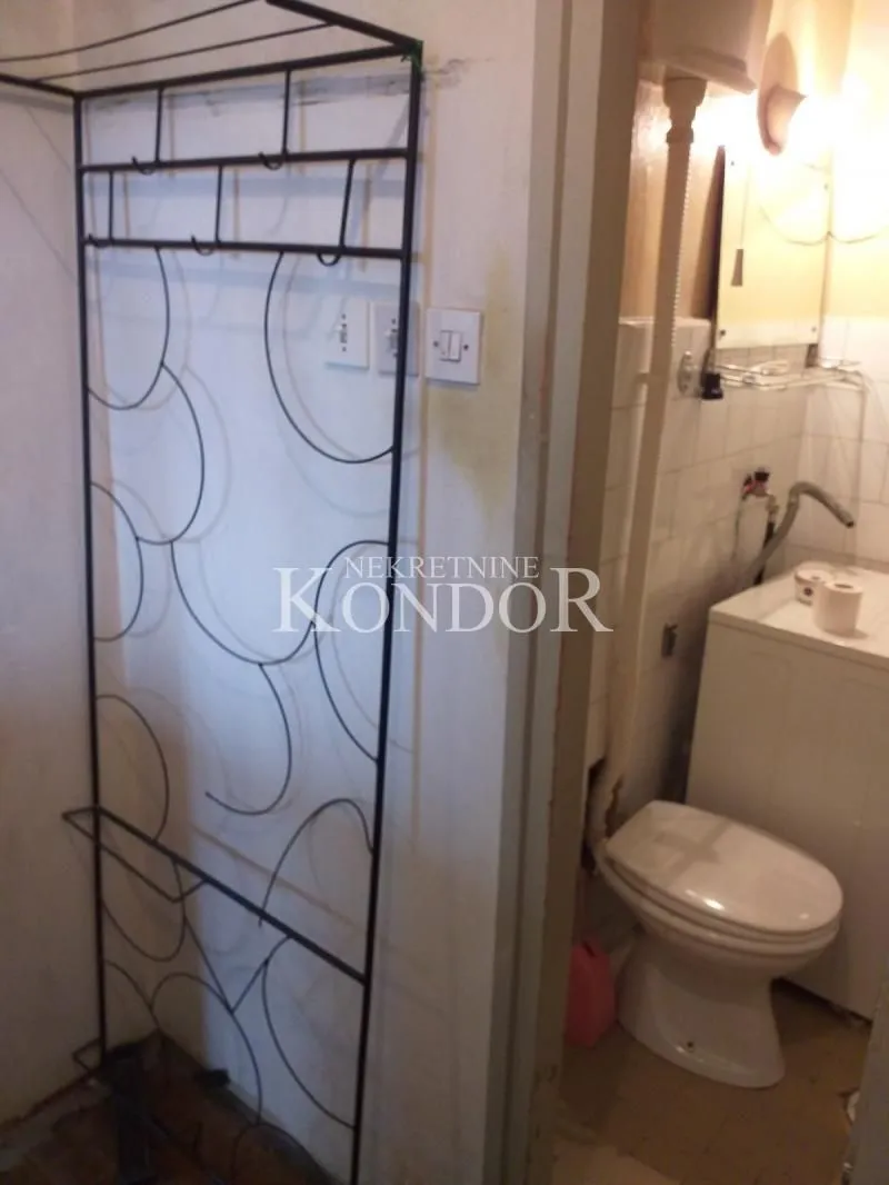 Sale, two bedroom apartment, 52m², Novi Beograd Blok 34, Novi Beograd Sve Podlokacije
