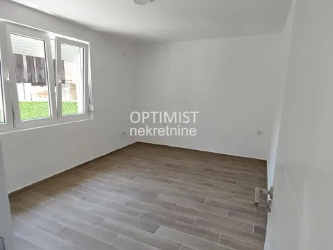 Prodaja, kuća, 43m², Severni Bulevar, Zvezdara Sve Podlokacije - image 7