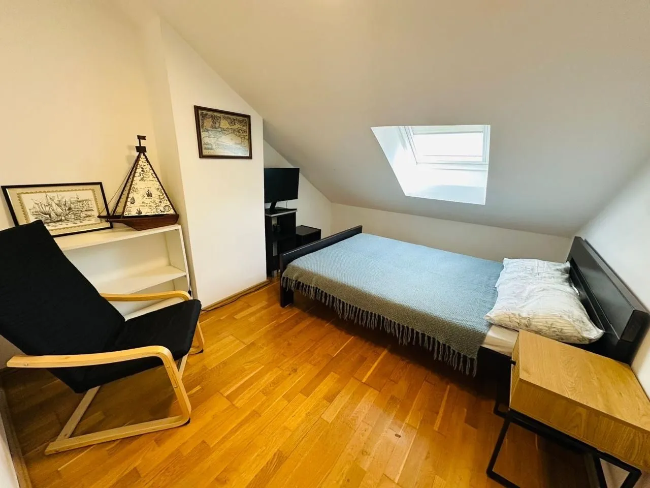 Rent, two bedroom apartment, 82m², Centar, Tivat