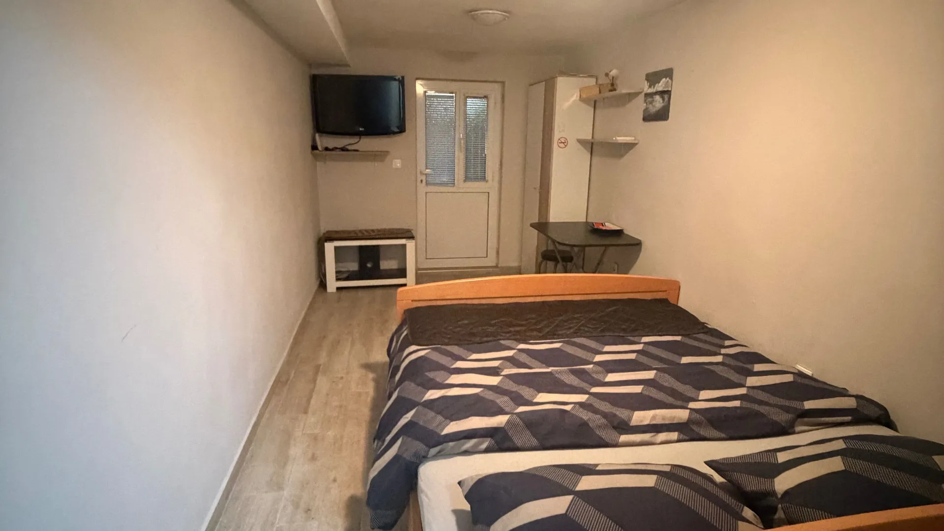 Izdavanje, garsonjera, 35m², Mažina, Tivat