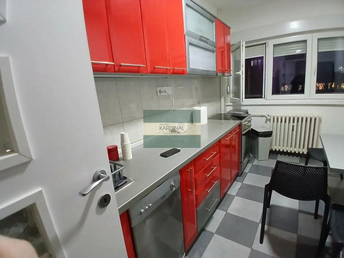 Rent, two bedroom apartment, 75m², Erdoglija, Kragujevac