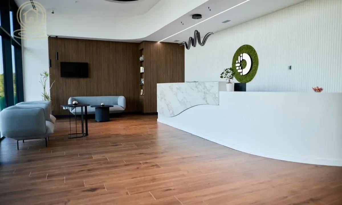 Izdavanje, poslovni prostor, 570m², Petrovaradin, Novi Sad