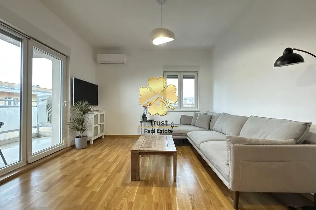 Izdavanje, jednosoban stan, 55m², City Kvart, Podgorica