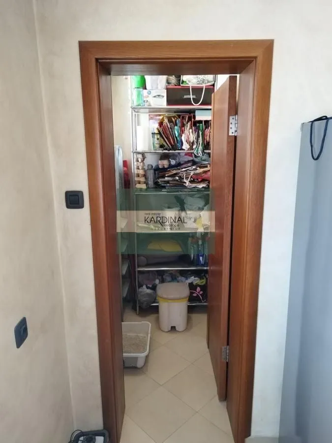Prodaja, četvorosoban stan, 115m², Grbavica, Novi Sad Sve Podlokacije