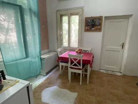 Prodaja, četvorosoban stan, 93m², Savski Venac, Beograd - image 16