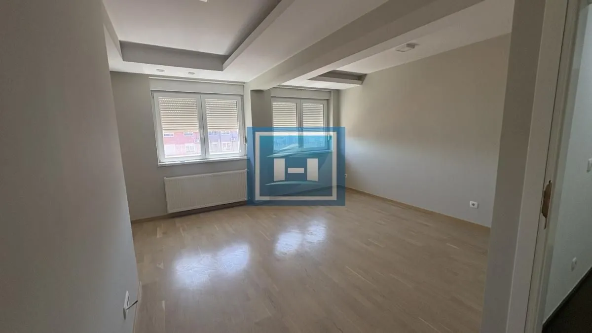 Prodaja, stan, 153m², Centar, Jagodina