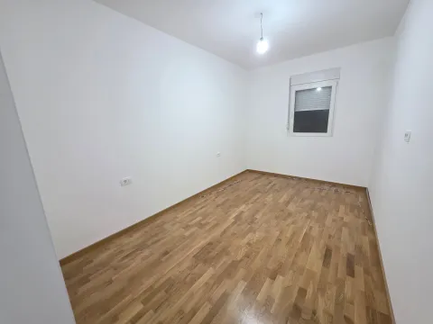 Prodaja, jednosoban stan, 57m², Zagorič, Podgorica - image 7