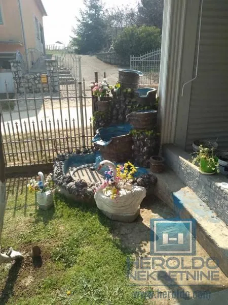Prodaja, kuća, 250m², Voljavče, Jagodina