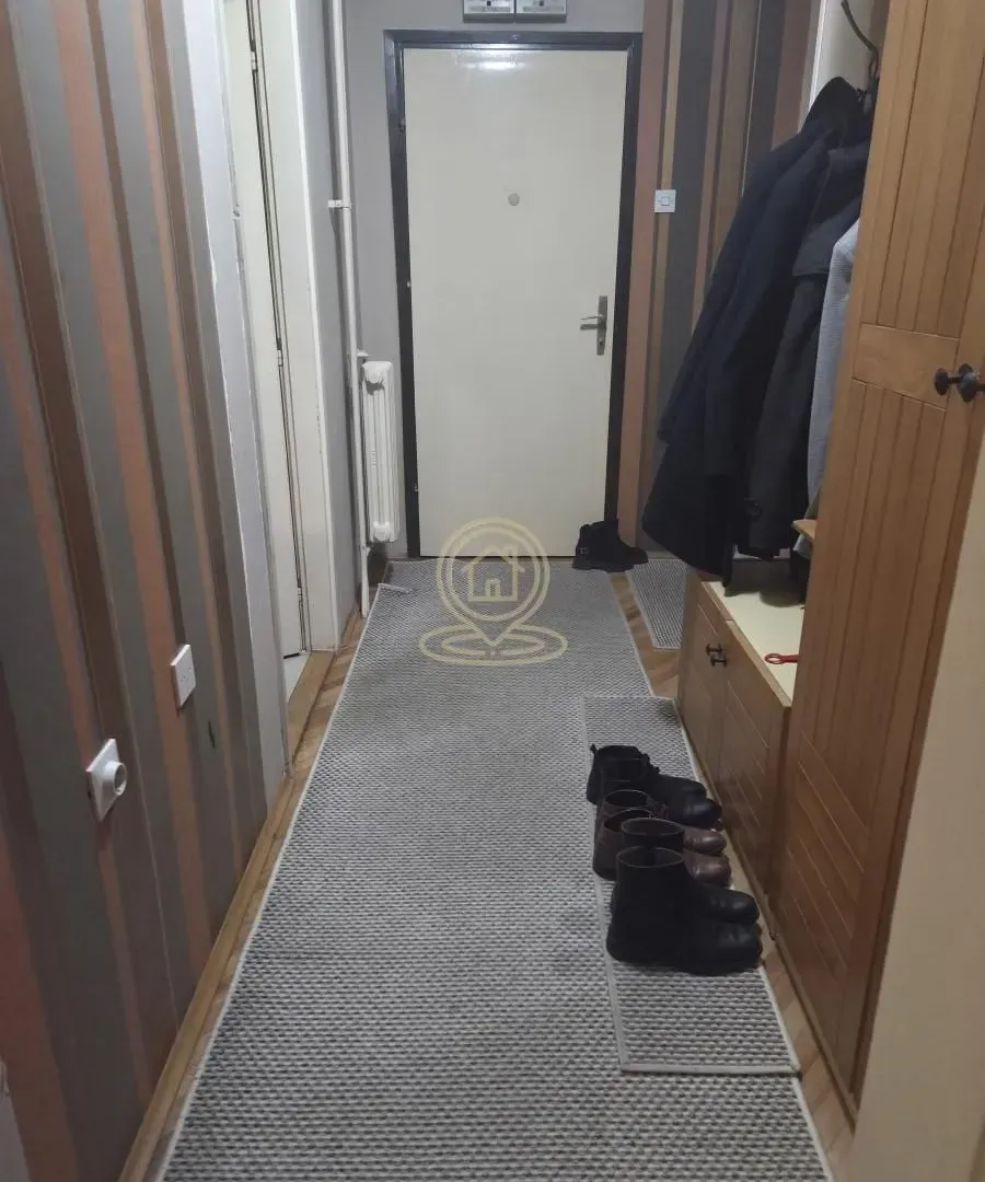 Prodaja, trosoban stan, 85m², Medijana, Niš