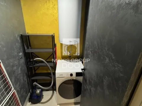 Izdavanje, trosoban stan, 80m², Savski Venac, Beograd - image 6