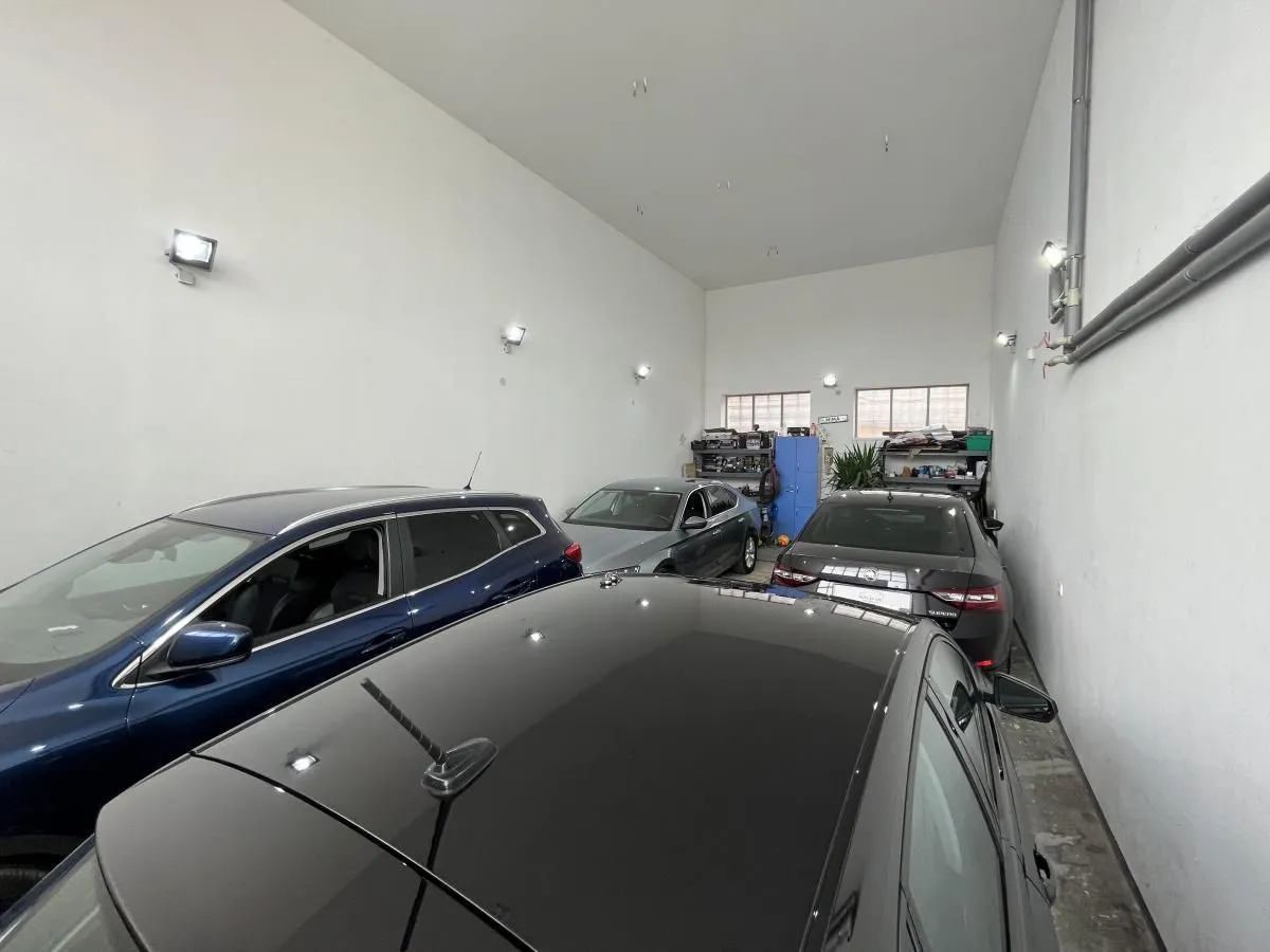 Sale, house, 402m², Adice, Novi Sad Sve Podlokacije