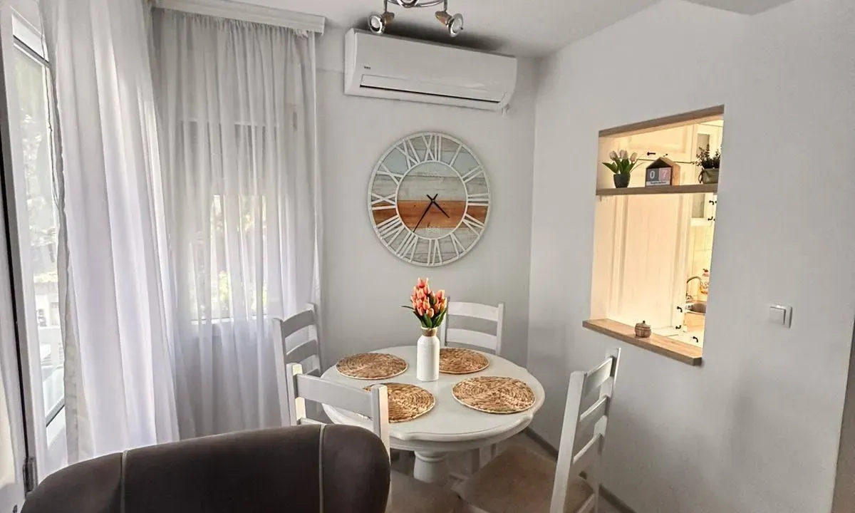 Rent, two bedroom apartment, 67m², Centar, Bar