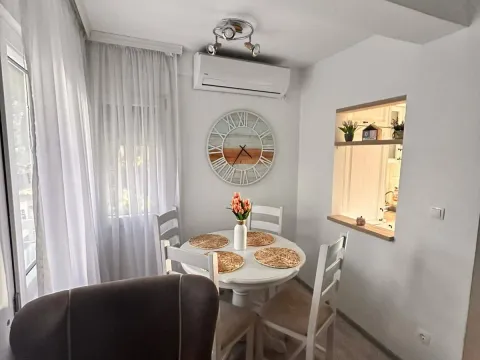 Rent, two bedroom apartment, 67m², Centar, Bar - image 1