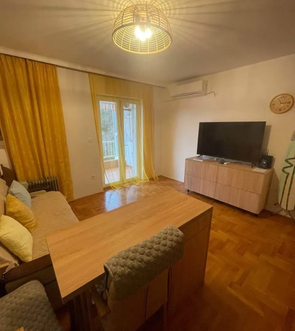 Prodaja, jednosoban stan, 40m², Boreti, Budva