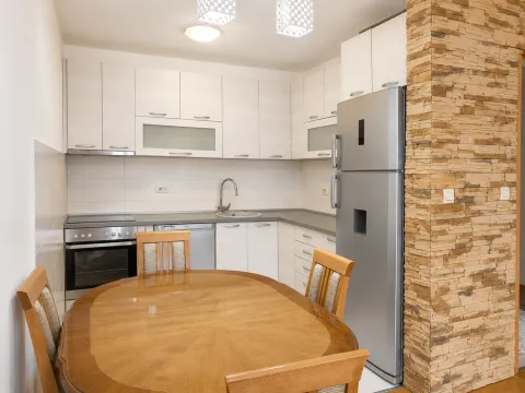 Rent, one bedroom apartment, 45m², Stari Aerodrom, Podgorica - image 4