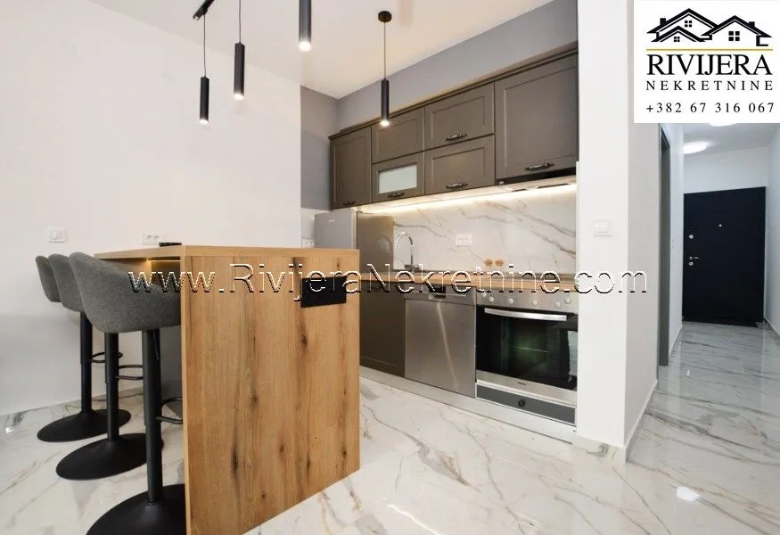 Prodaja, jednosoban stan, 48m², Đenovići, Herceg Novi