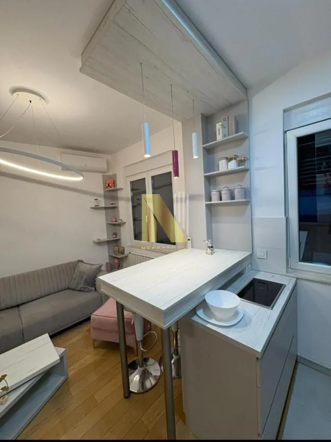 Izdavanje, jednosoban stan, 44m², Rotkvarija, Novi Sad Sve Podlokacije