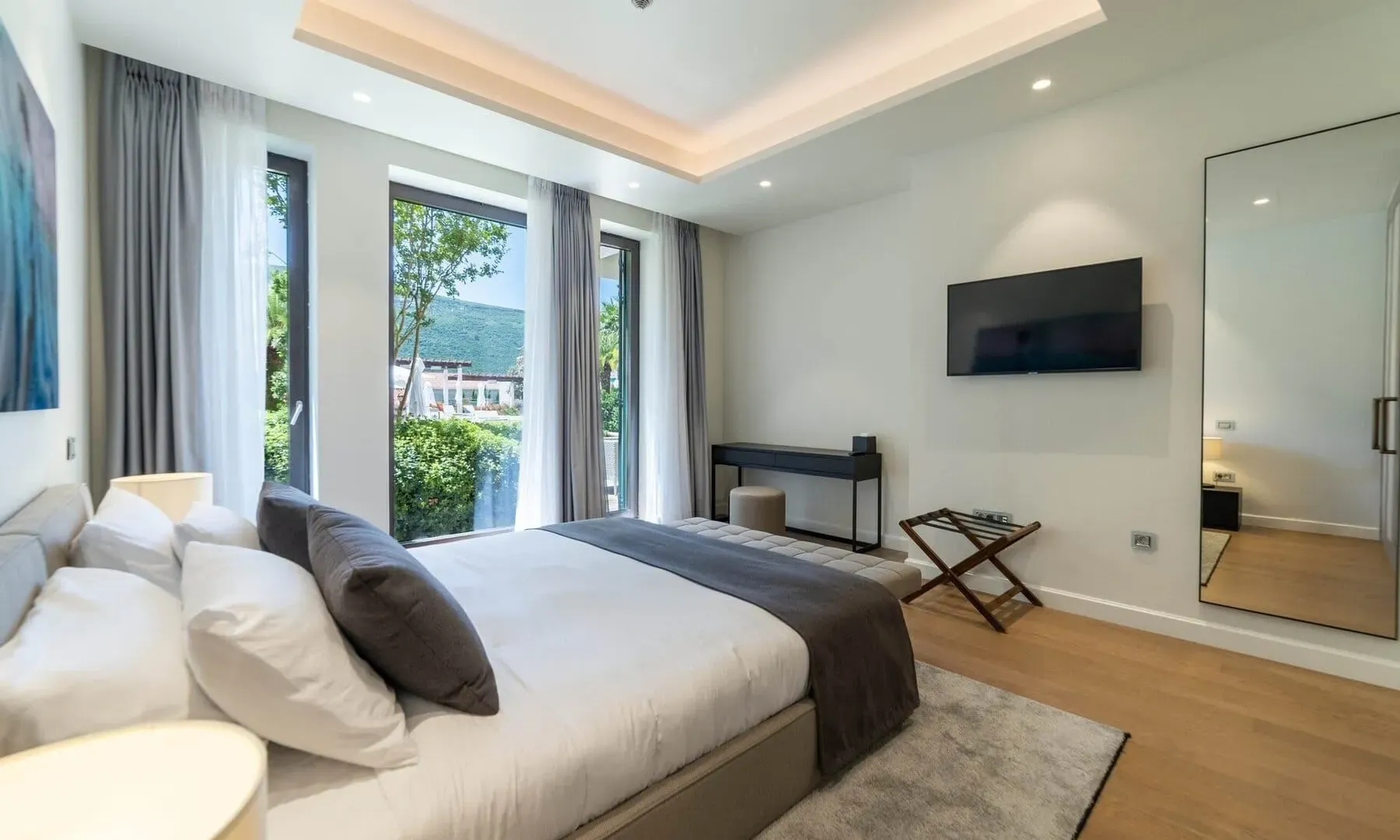 Prodaja, jednosoban stan, 90m², Portonovi, Herceg Novi